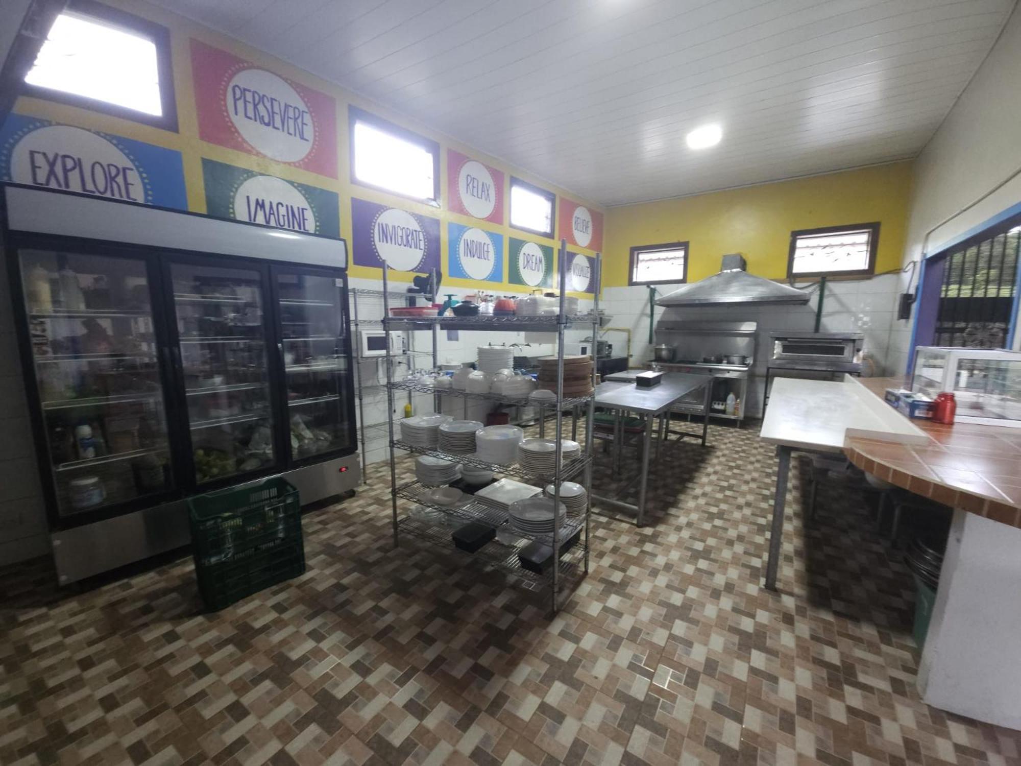 Toucan Lane Hotel And Restaurant Nuevo Arenal Exterior photo
